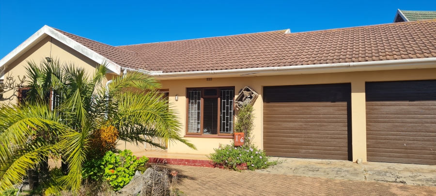 3 Bedroom Property for Sale in Heiderand Western Cape